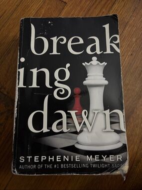 breaking dawn
STEPHENIE MEYER